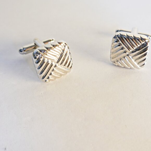 Intricate Silver Design Cufflinks - Picture 1 of 1